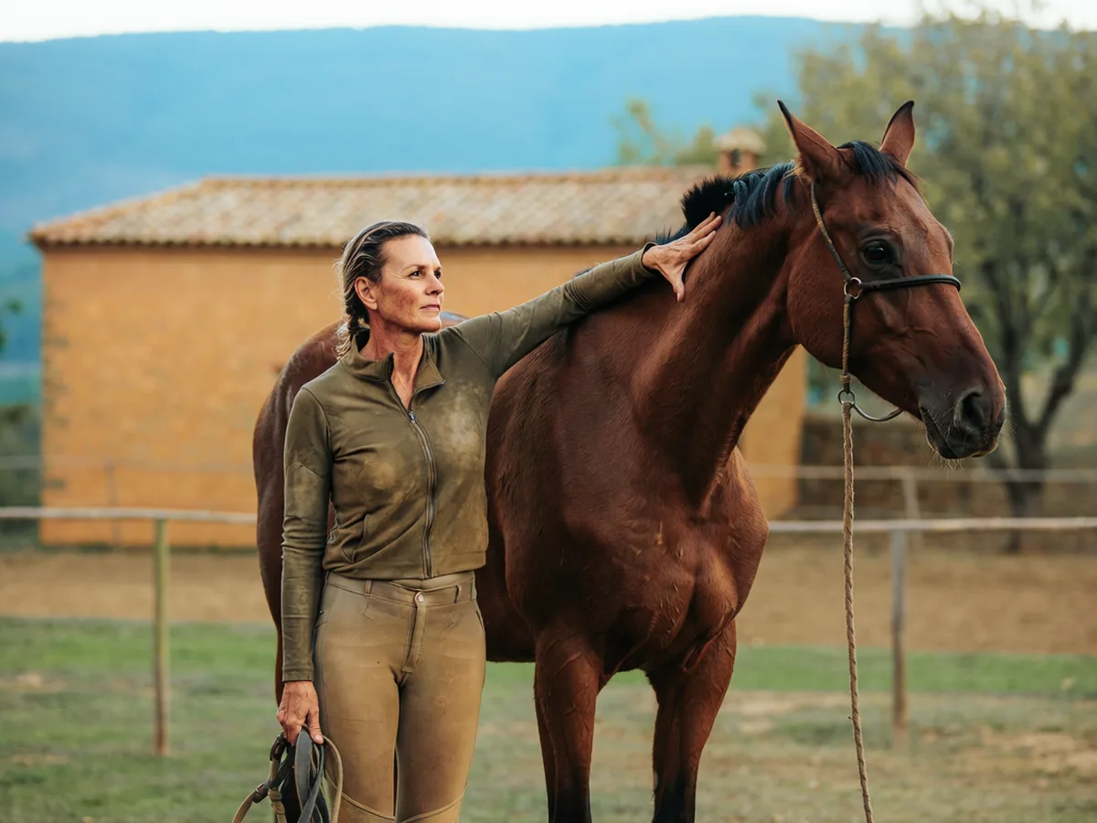 Cours d'équitation à Saint-Cyr-les-Vignes, Loire